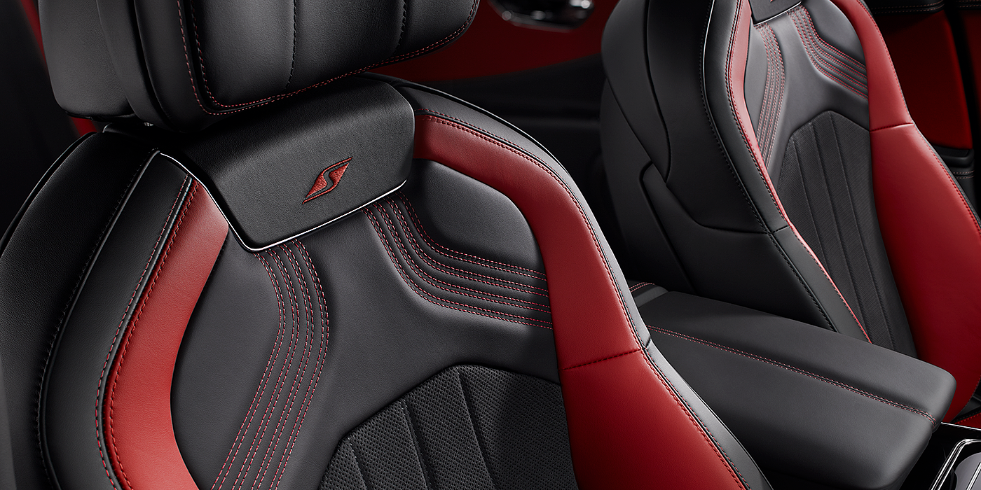 Bentley Istanbul Bentley Flying Spur S seat in Beluga black and \hotspur red hide with S emblem stitching